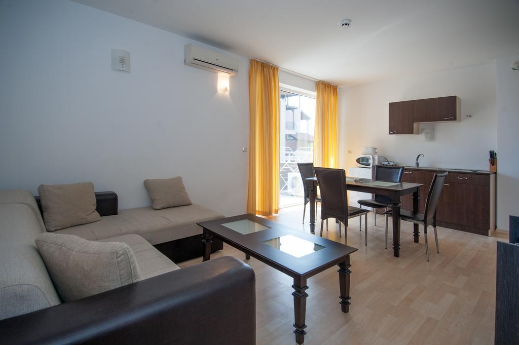 Stella Polaris Apartcomplex Slantschew brjag Zimmer foto